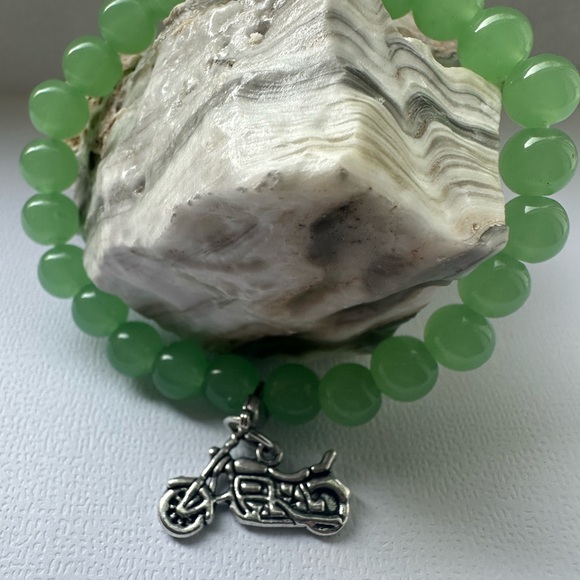 Artisan Beaded Motorcycle bracelet A entire stone . - Picture 2 of 12
